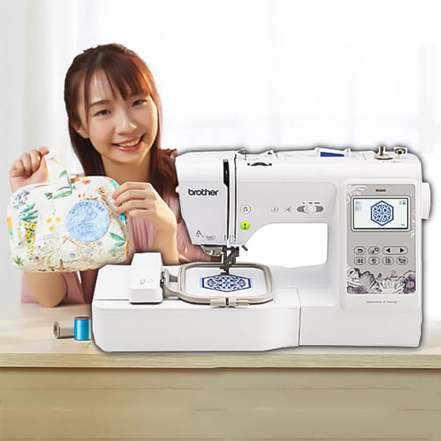 Brother SE600 Embroidery and Sewing Machine